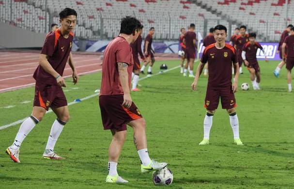 gái xinh váy ngắn